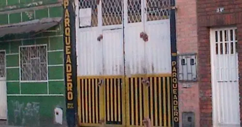 PARQUEADERO LA SEGURIDAD TEUSAQUILLO PARQUEADERO LA SEGURIDAD TEUSAQUILLO